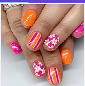 🔥3/$21 Bright Floral and Striped Press On Nails